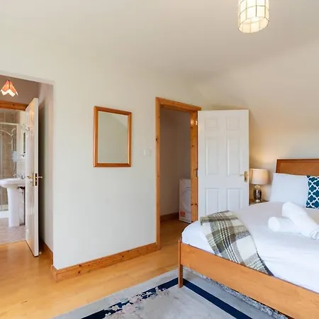 - Old Town ディングル