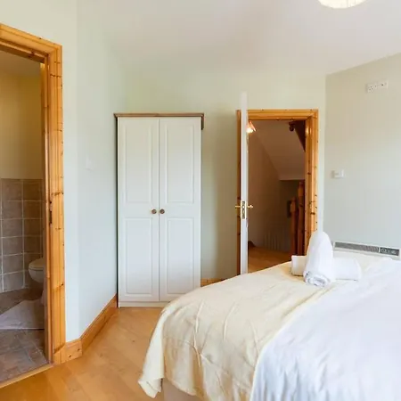 - Old Town Tatil Evi *