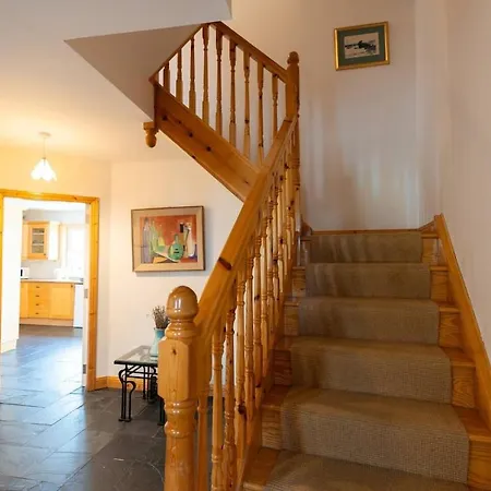 - Old Town ディングル