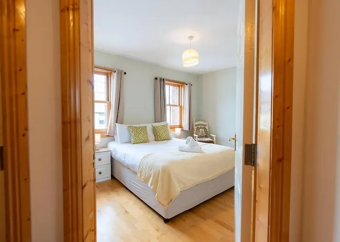 - Old Town 度假居 丁格尔