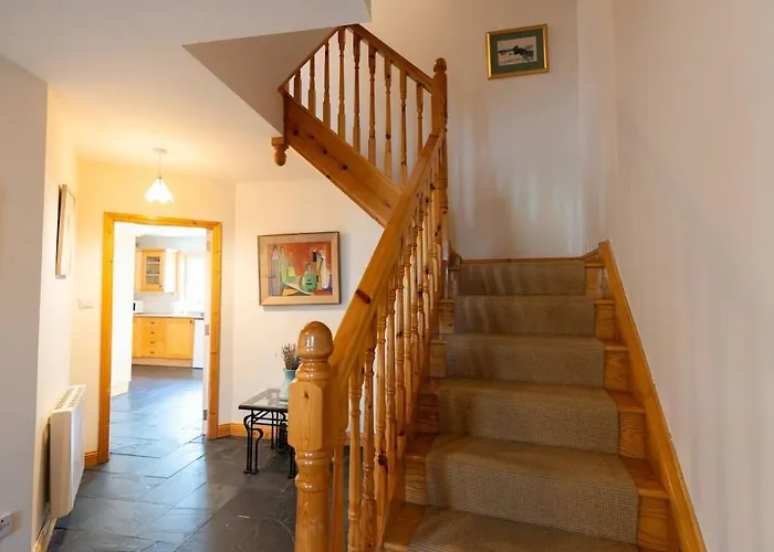 - Old Town 丁格尔